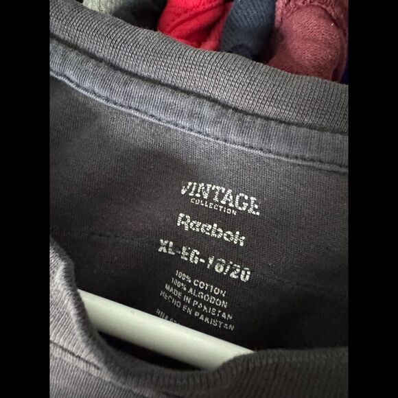 Vintage by Reebok Chicago Bears Tee - Picture 3 of 4